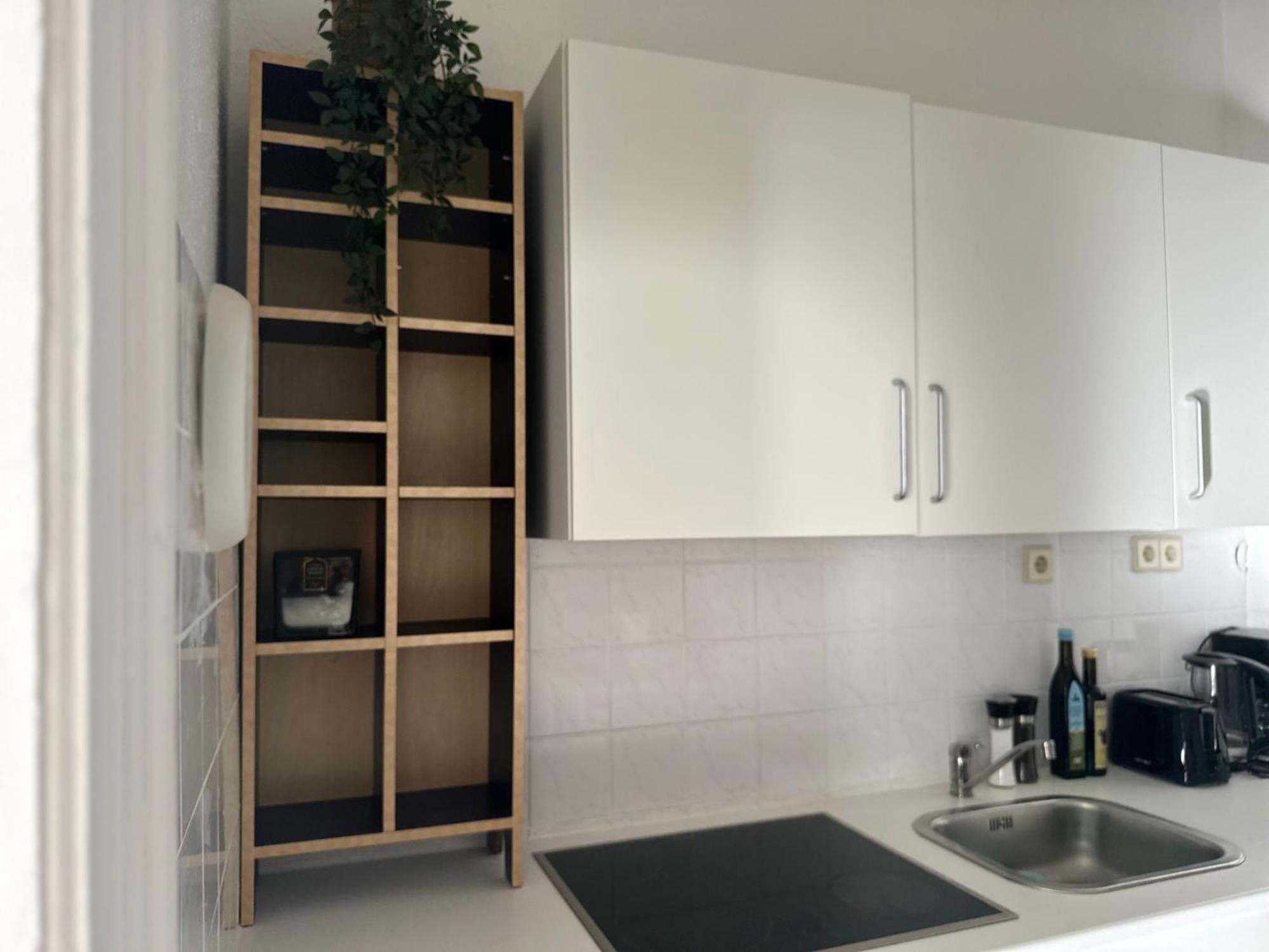 Spacious Apartment, 3 Min To U1 Reumannplatz Vienna Luaran gambar