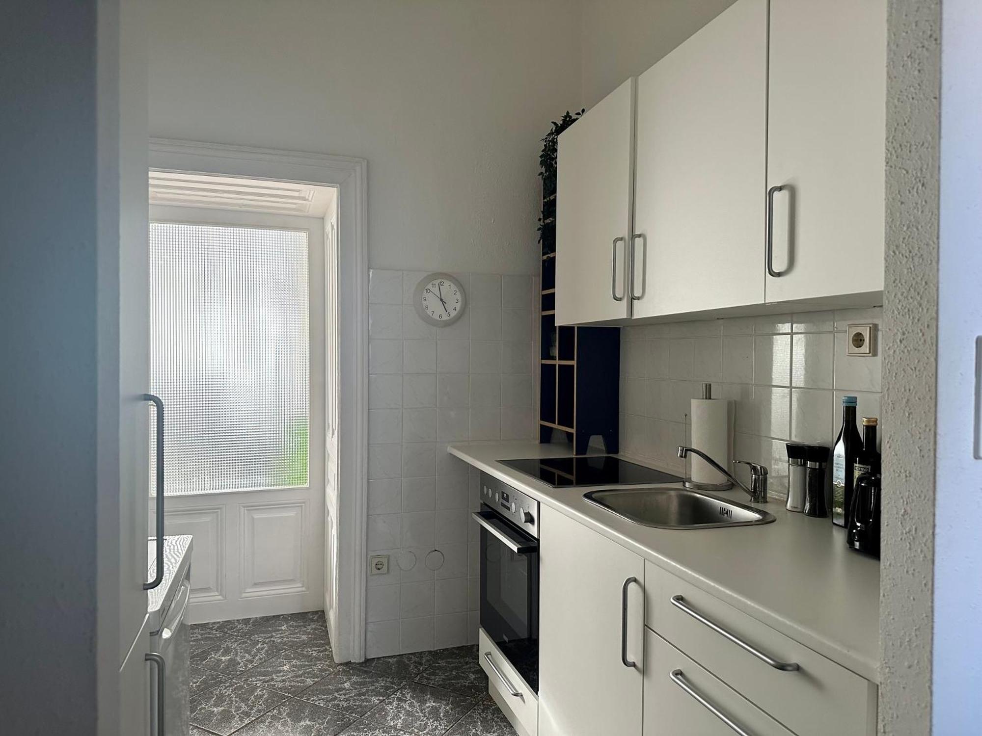 Spacious Apartment, 3 Min To U1 Reumannplatz Vienna Luaran gambar