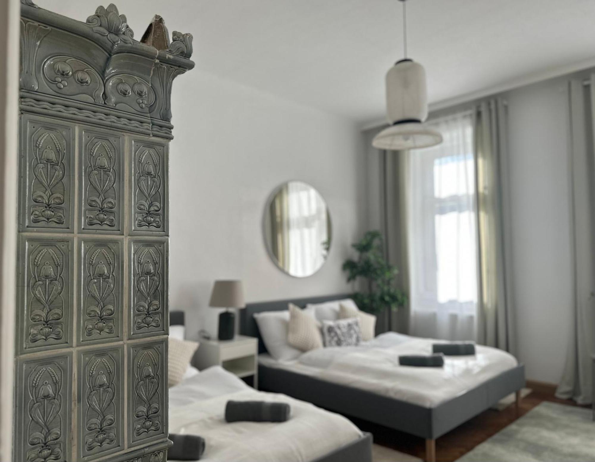 Spacious Apartment, 3 Min To U1 Reumannplatz Vienna Luaran gambar