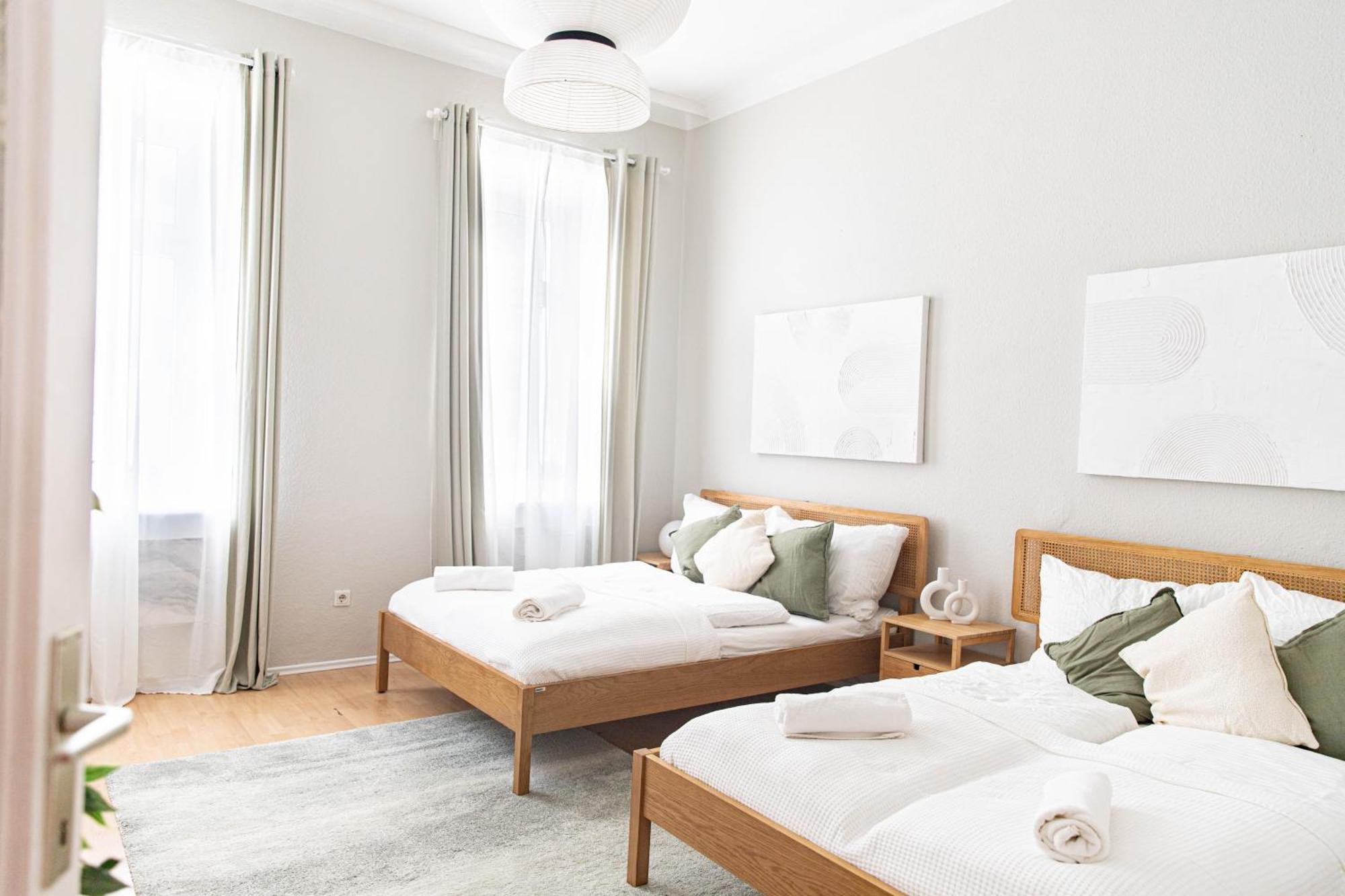 Spacious Apartment, 3 Min To U1 Reumannplatz Vienna Luaran gambar